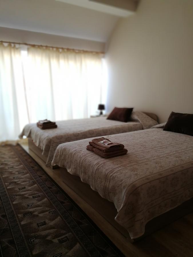 Full Rooms Kyustendil Exterior photo